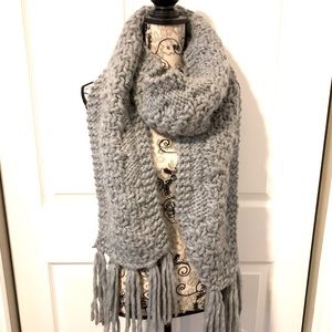 Knit scarf or throw